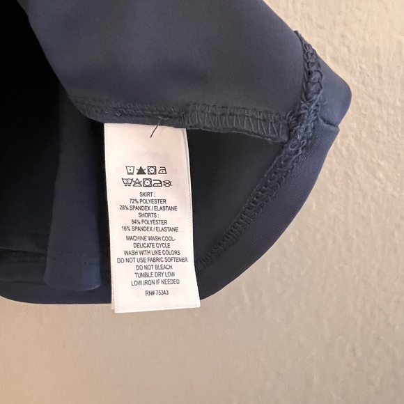 Tommy Bahama | Golf Skort - Picture 7 of 8